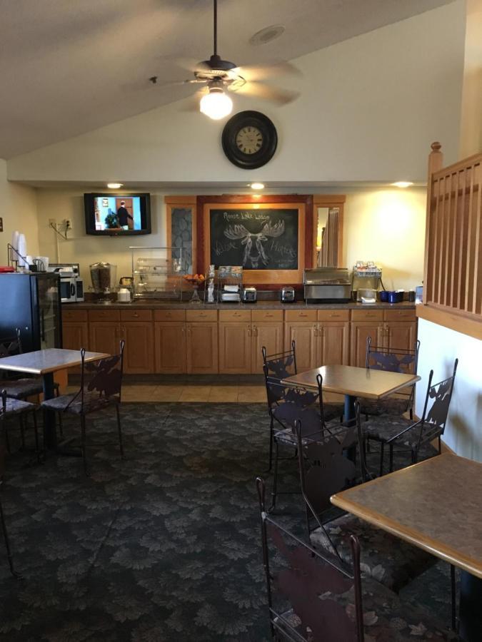 Moose Lake Lodge & Suites Luaran gambar