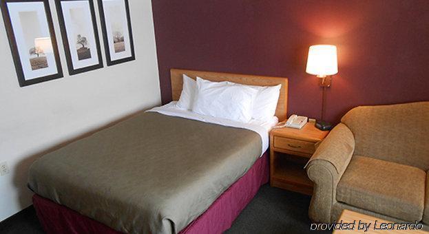 Moose Lake Lodge & Suites Luaran gambar