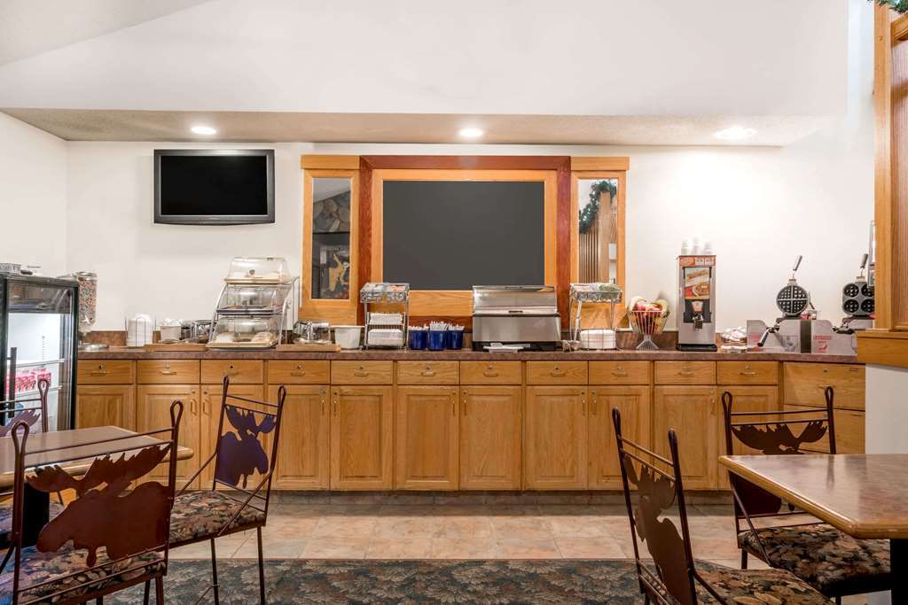 Moose Lake Lodge & Suites Kemudahan gambar